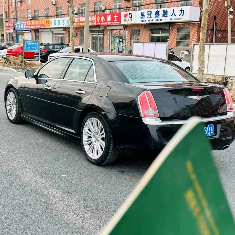 淄博15年克莱斯勒300C9