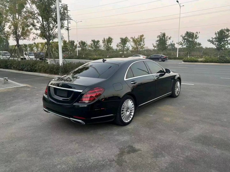 东营19年奔驰S6