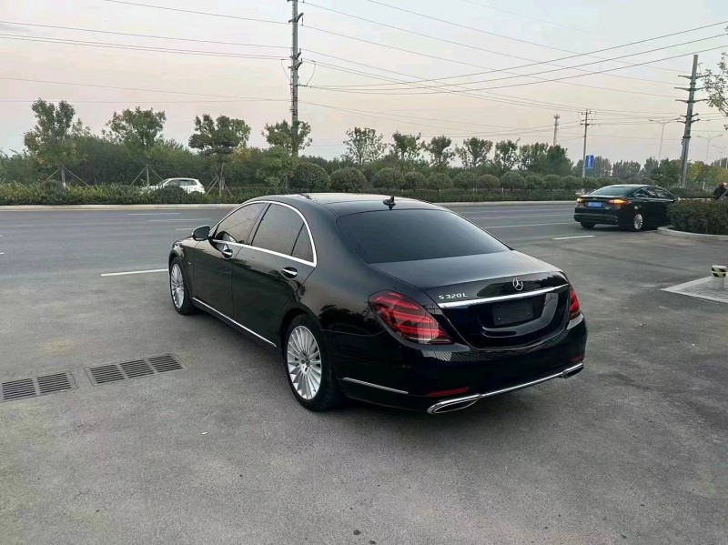 东营19年奔驰S7