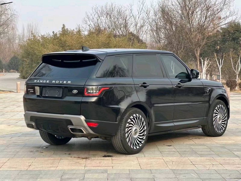 东营19年路虎揽胜运动5