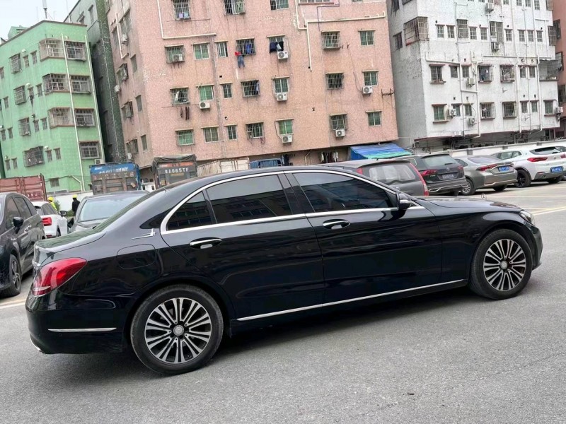 广州16年奔驰C6