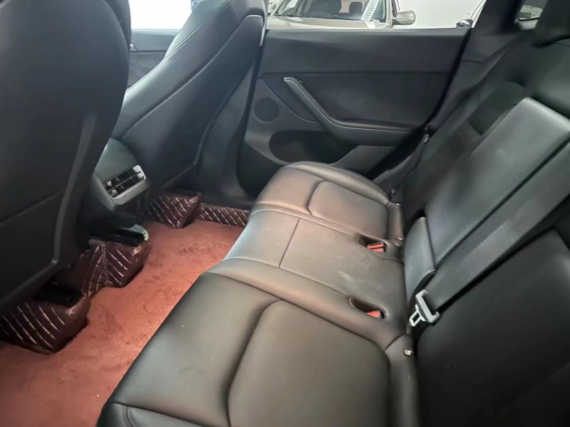 曲靖23年特斯拉MODEL Y8