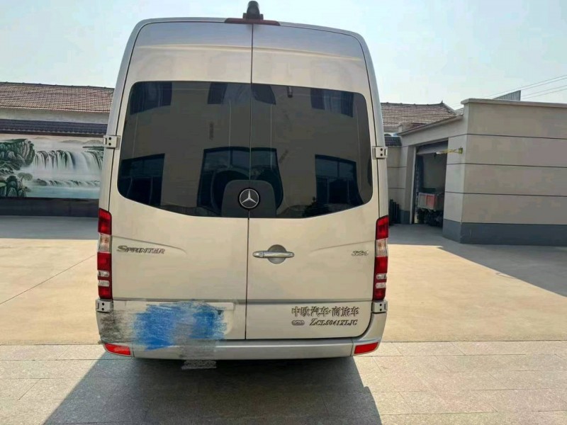 邯郸14年奔驰斯宾特3