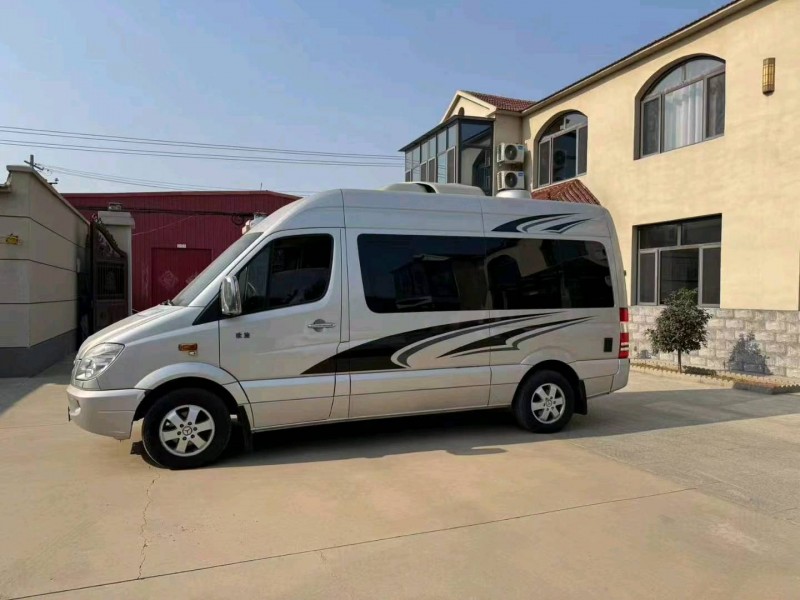 邯郸14年奔驰斯宾特8