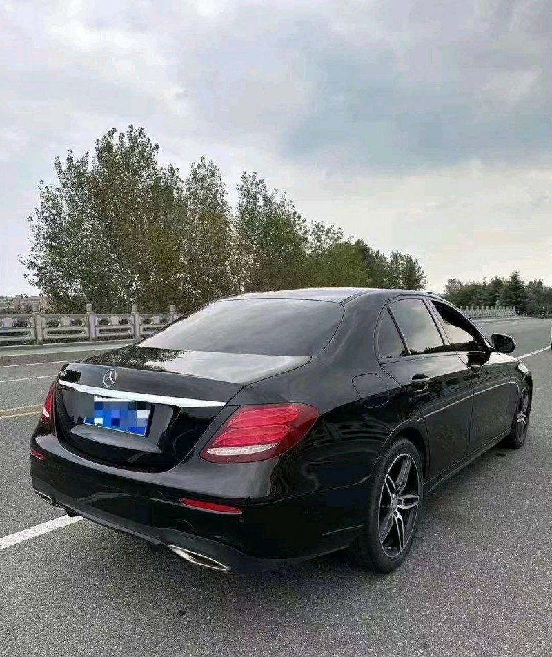 淄博18年奔驰E9
