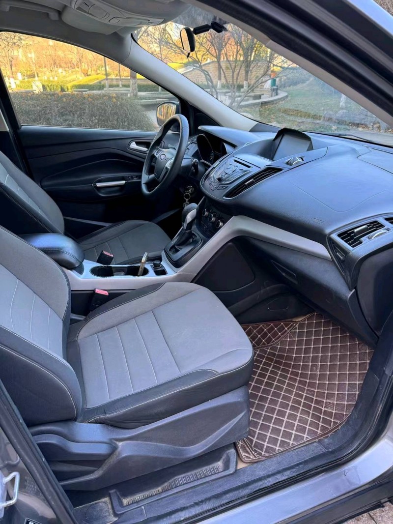 邢台13年福特翼虎7