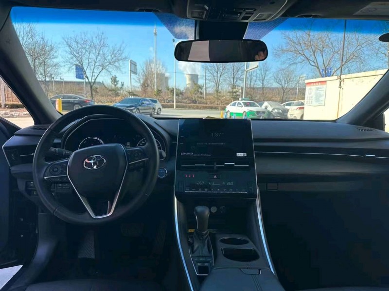 邯郸23年丰田亚洲龙4