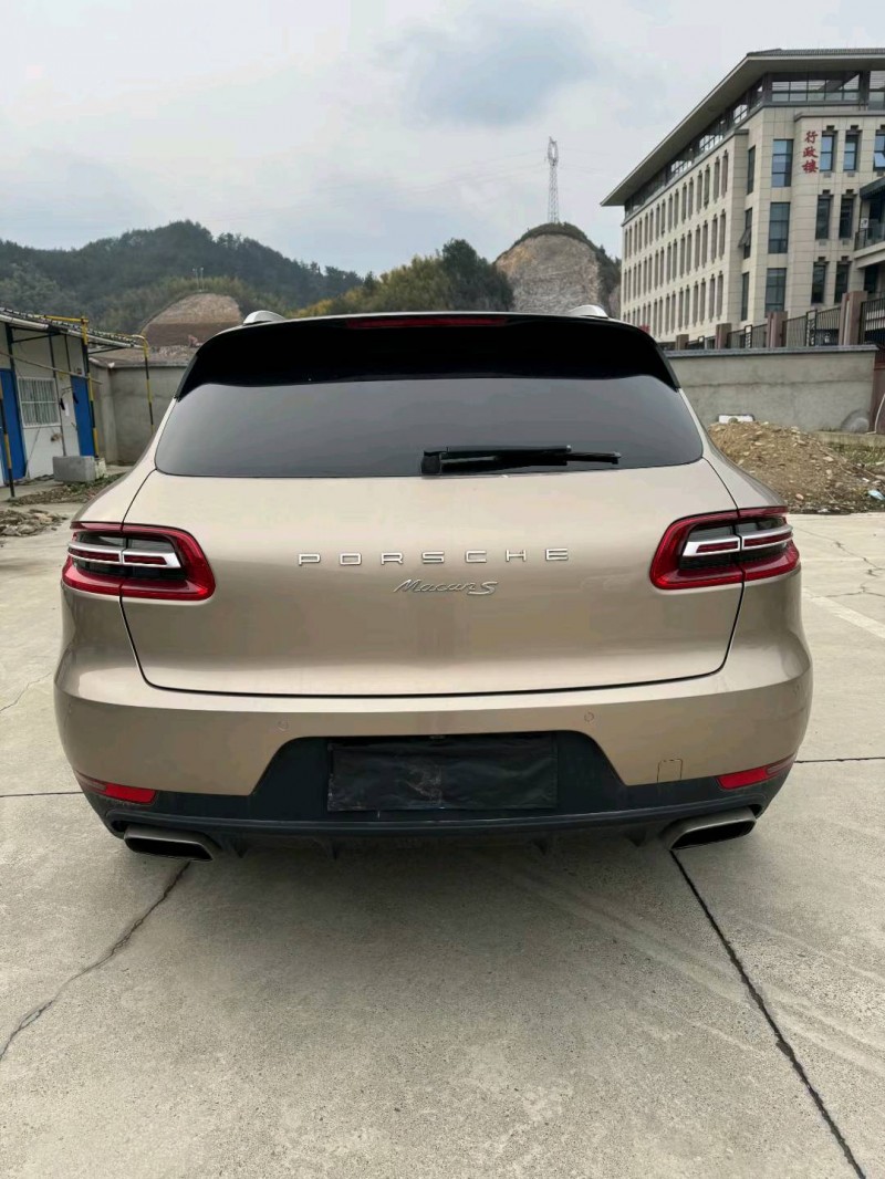 溫州17年保時捷Macan2