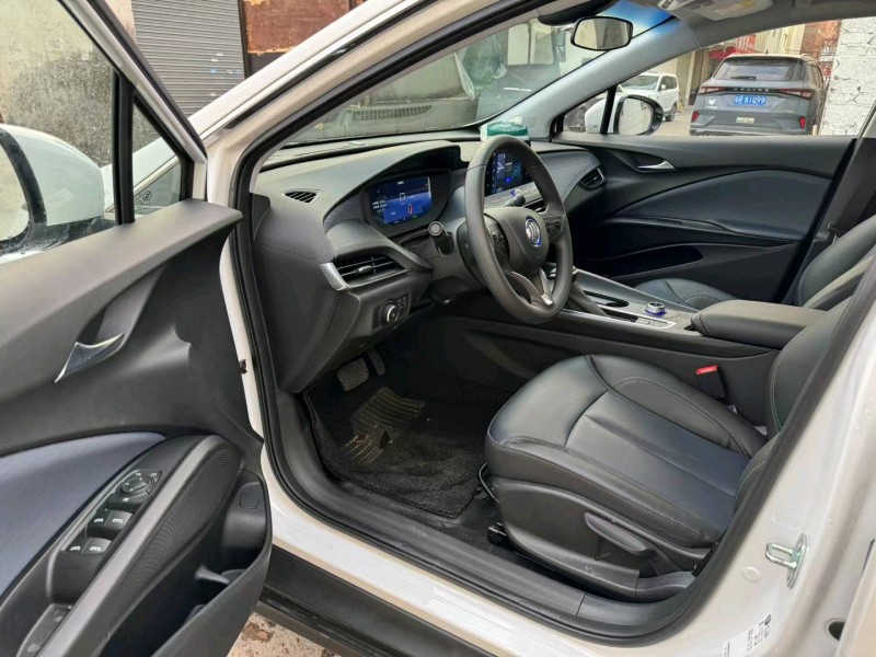 广州23年别克微蓝5