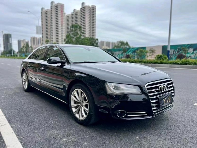 东莞11年奥迪A8L3