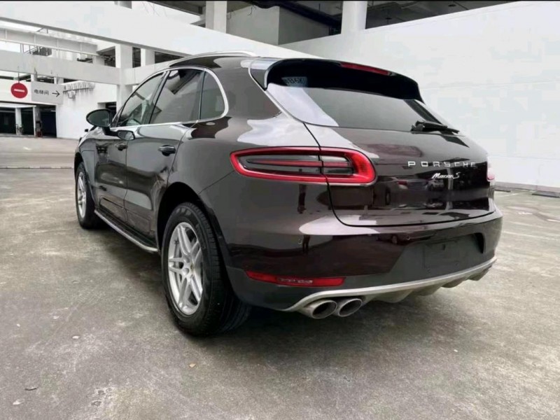 东营16年保时捷Macan4