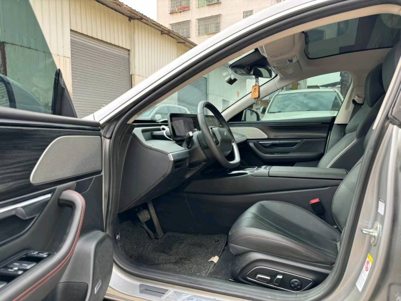 廣州23年小鵬汽車p75