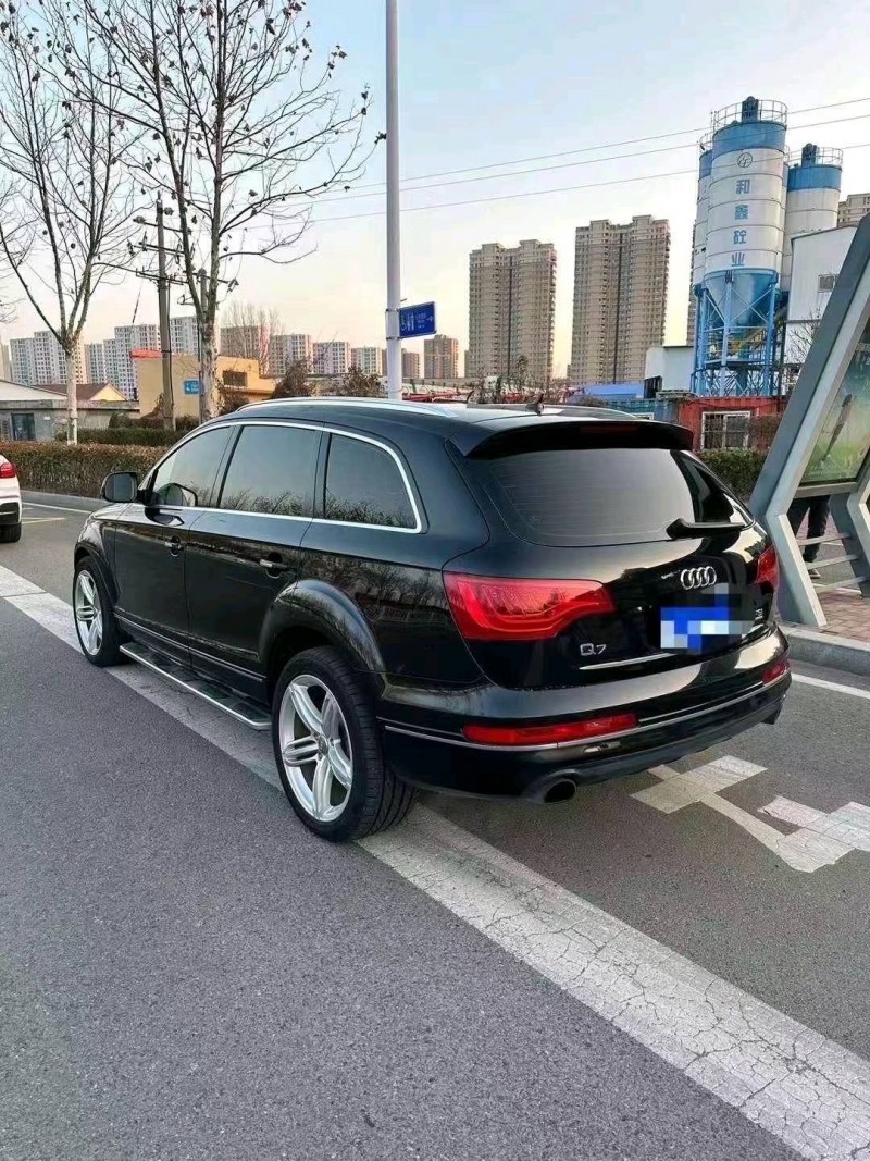 枣庄13年奥迪Q77