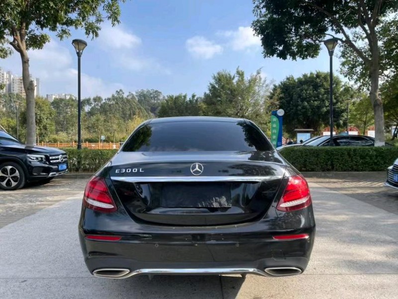 东莞19年奔驰E9