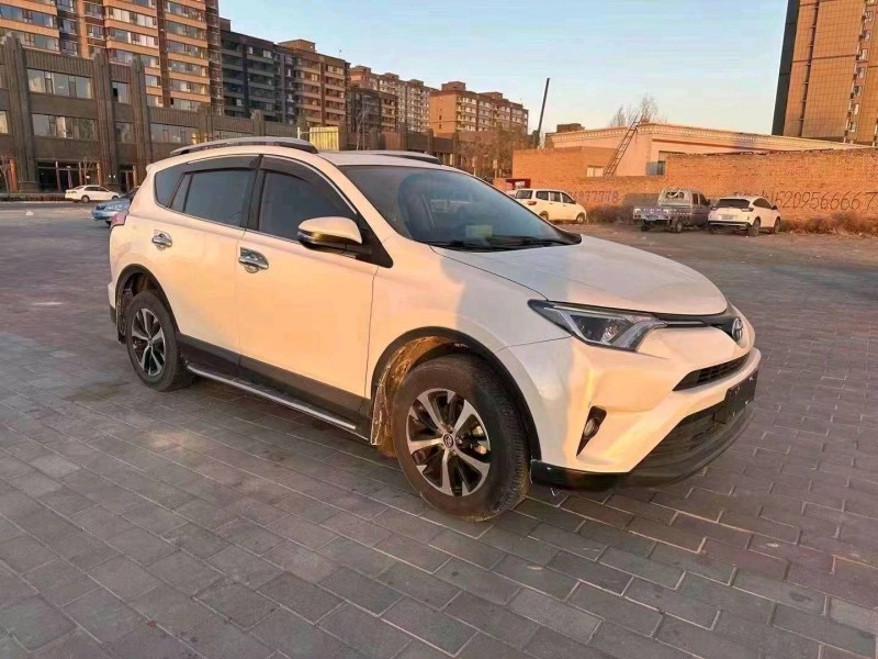 咸陽19年豐田RAV43