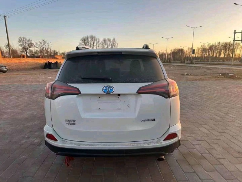 咸陽19年豐田RAV46