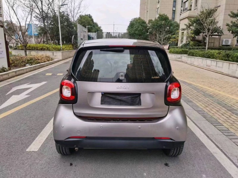 苏州18年奔驰smart9