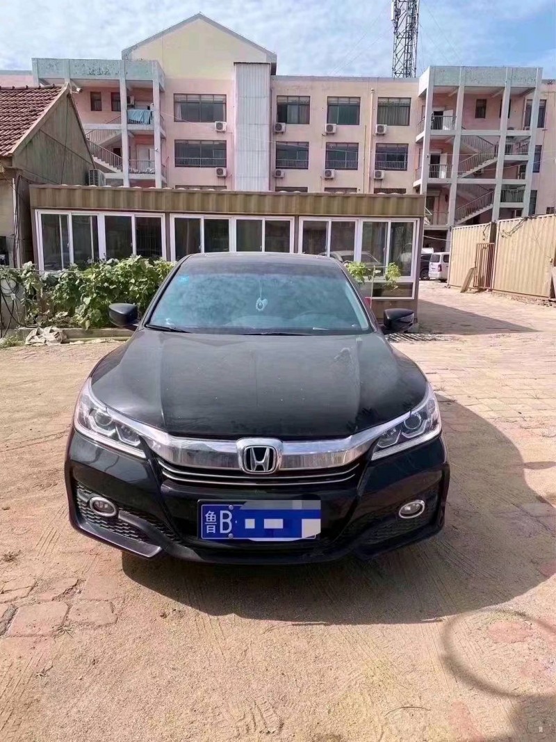 枣庄18年本田雅阁1