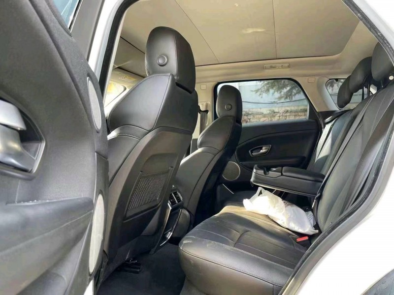 枣庄17年路虎极光4