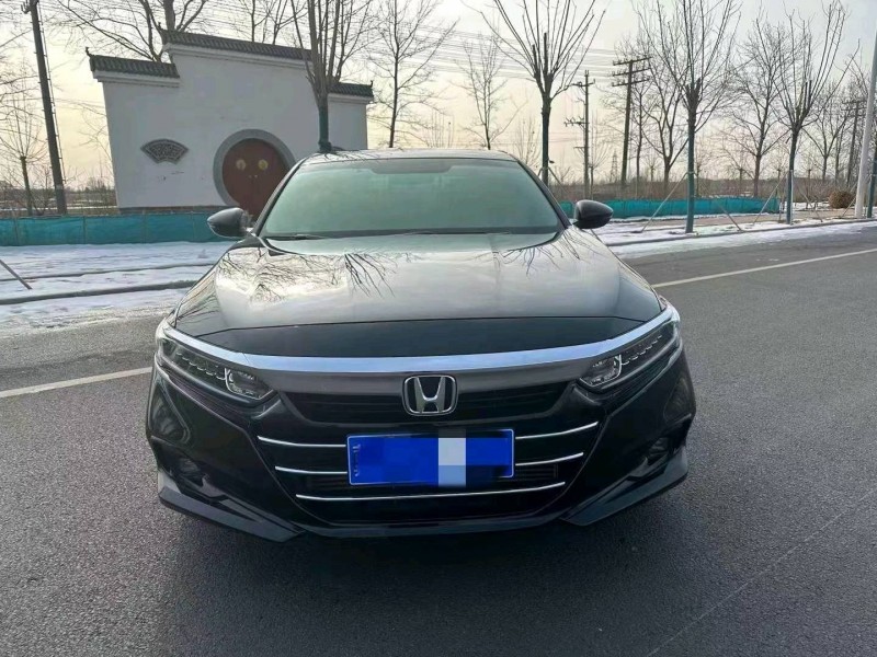 邯郸23年本田雅阁1