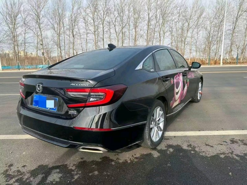 邯郸23年本田雅阁4