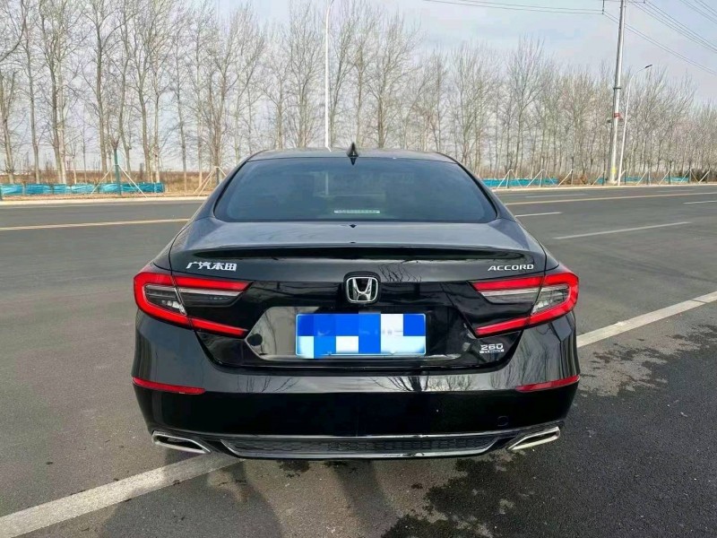 邯郸23年本田雅阁9