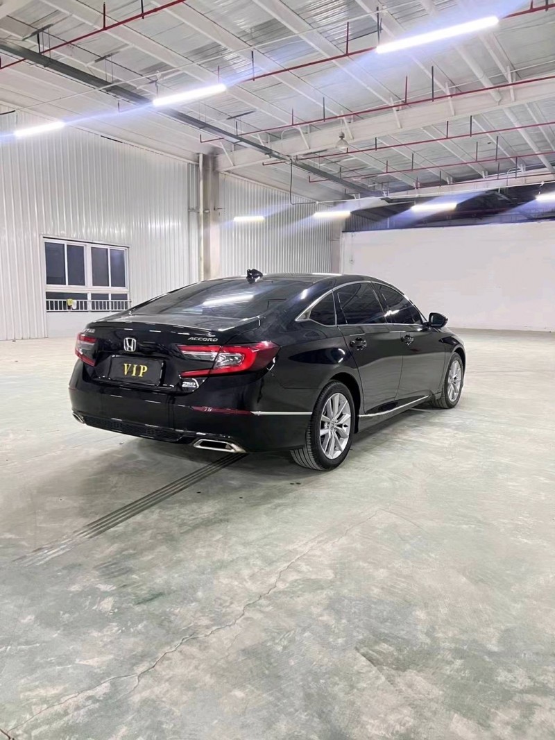 徐州22年本田雅阁8