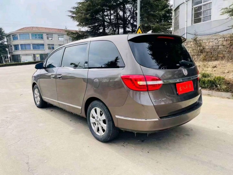 东营16年别克GL86