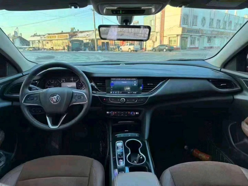 东营23年别克君威3