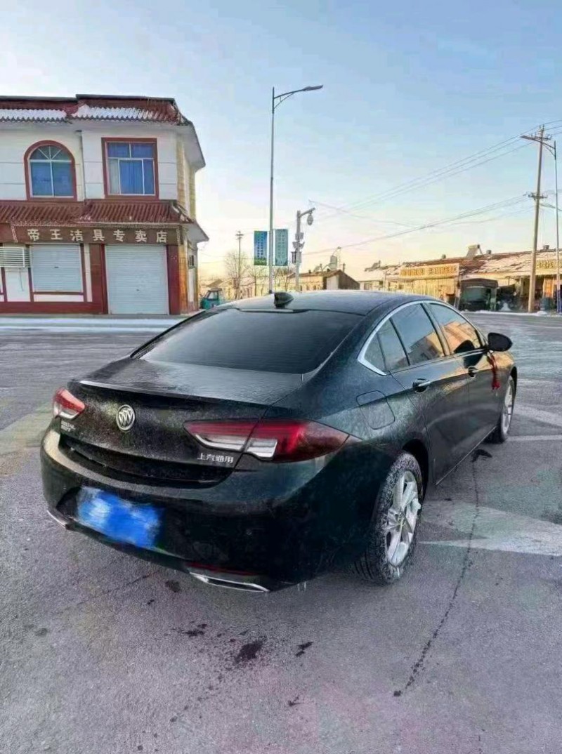 东营23年别克君威8