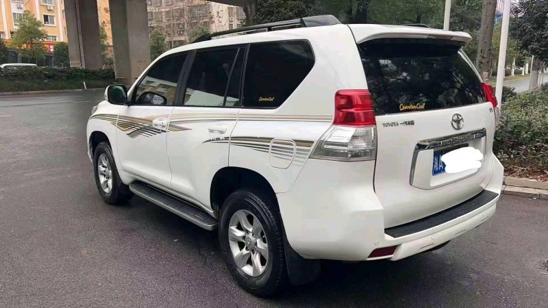 邯郸13年丰田普拉多7