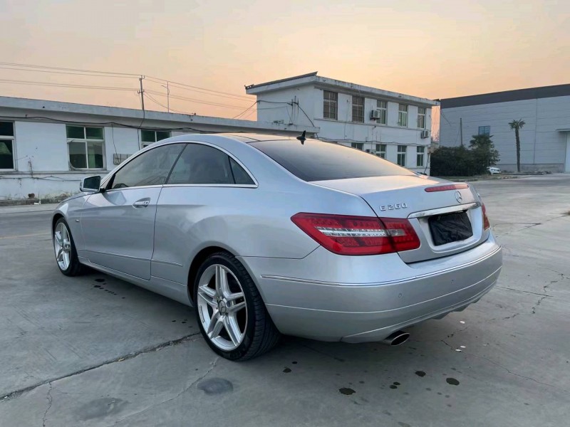 徐州11年奔驰E8
