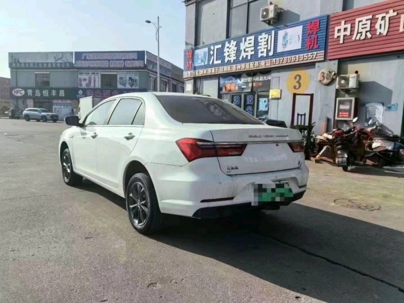 东营23年比亚迪秦5