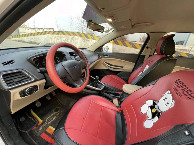 徐州18年福特福睿斯5