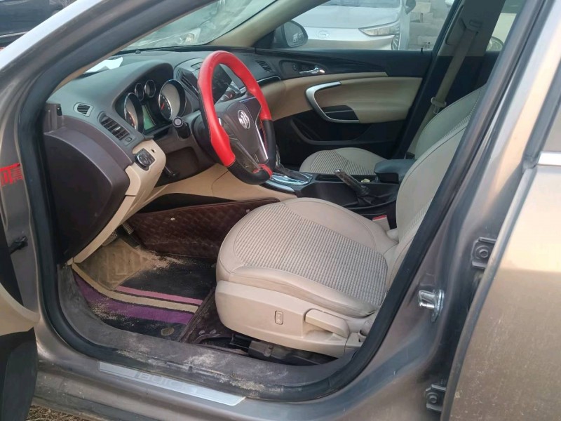 临沂14年别克君威3