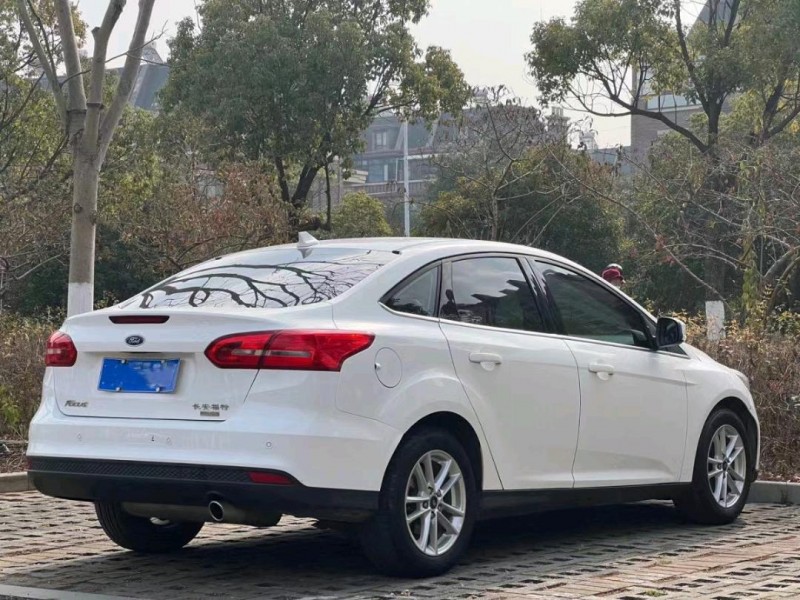 盐城16年福特福克斯6