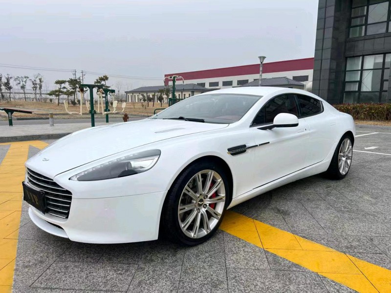盐城12年阿斯顿·马丁Rapide3