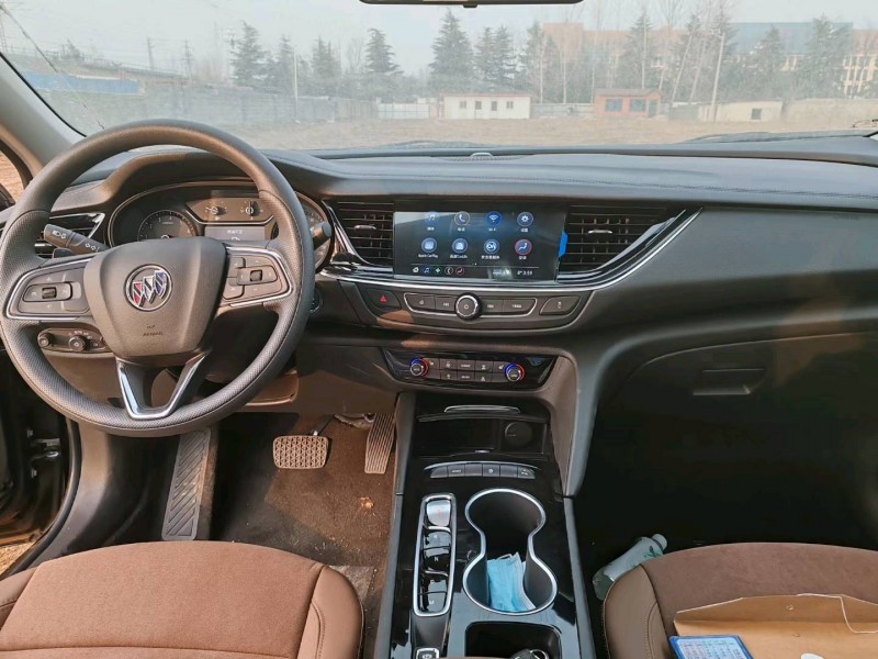 临沂22年别克君威9