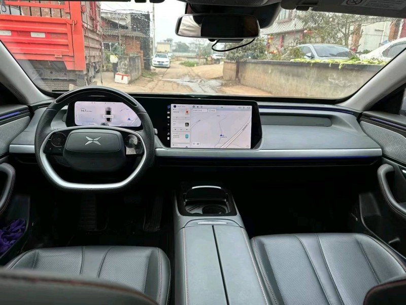 瀘州23年小鵬汽車p73