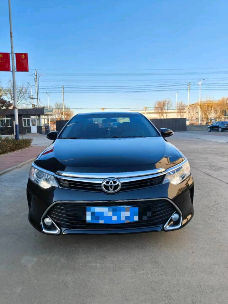 邯郸17年丰田凯美瑞1