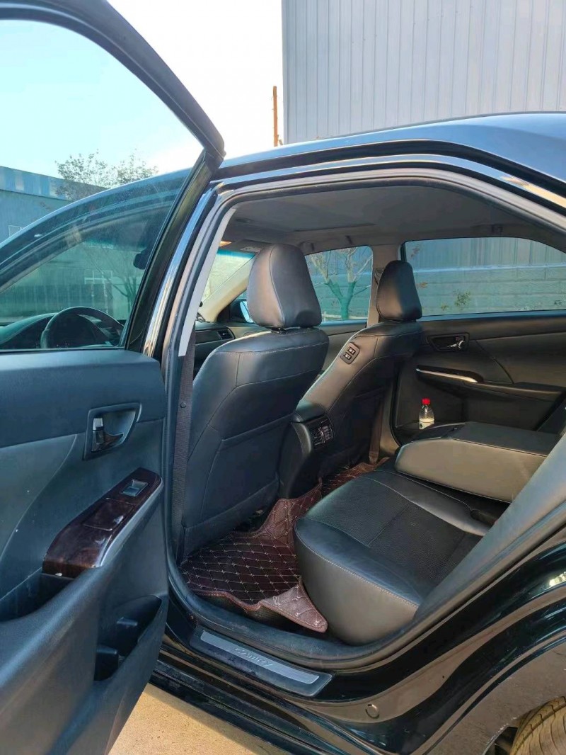 邯郸17年丰田凯美瑞4