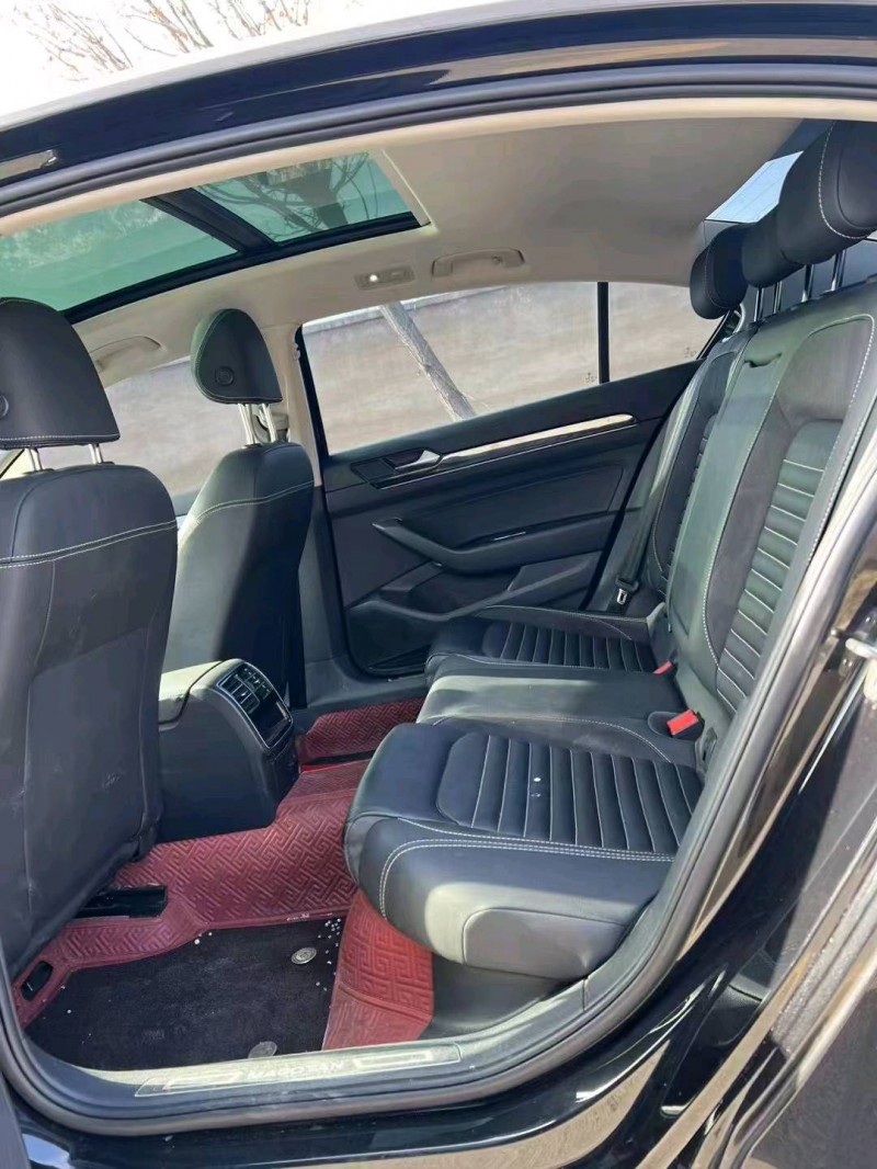 邯郸21年大众迈腾8