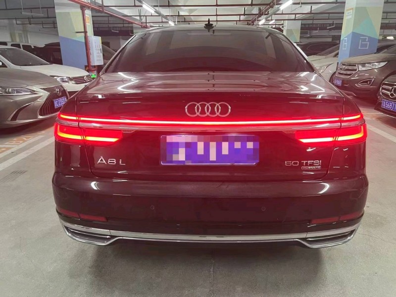 重庆22年奥迪A8L2