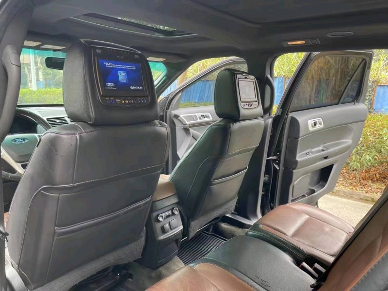 深圳15年福特探险者5