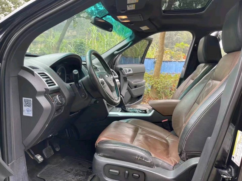 深圳15年福特探险者6