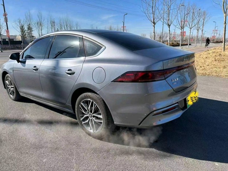 枣庄22年比亚迪秦6