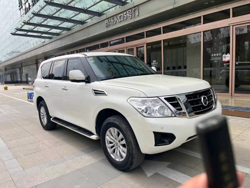 宜昌18年日產途樂4