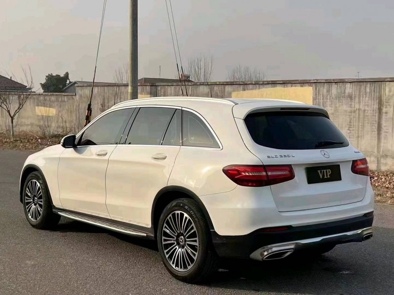 枣庄19年奔驰GLC6