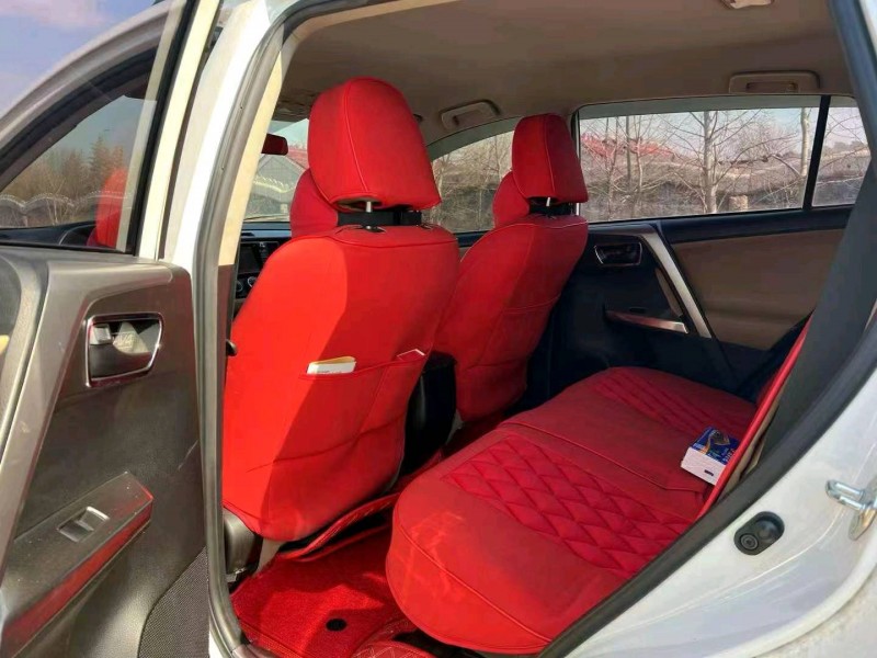 枣庄17年丰田RAV4荣放4