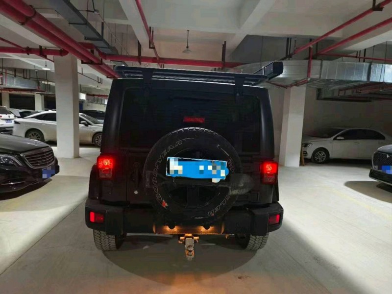 遵義14年Jeep牧馬人4